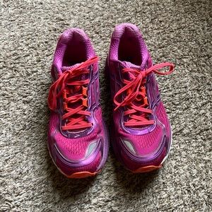 Brooks ghost size 10